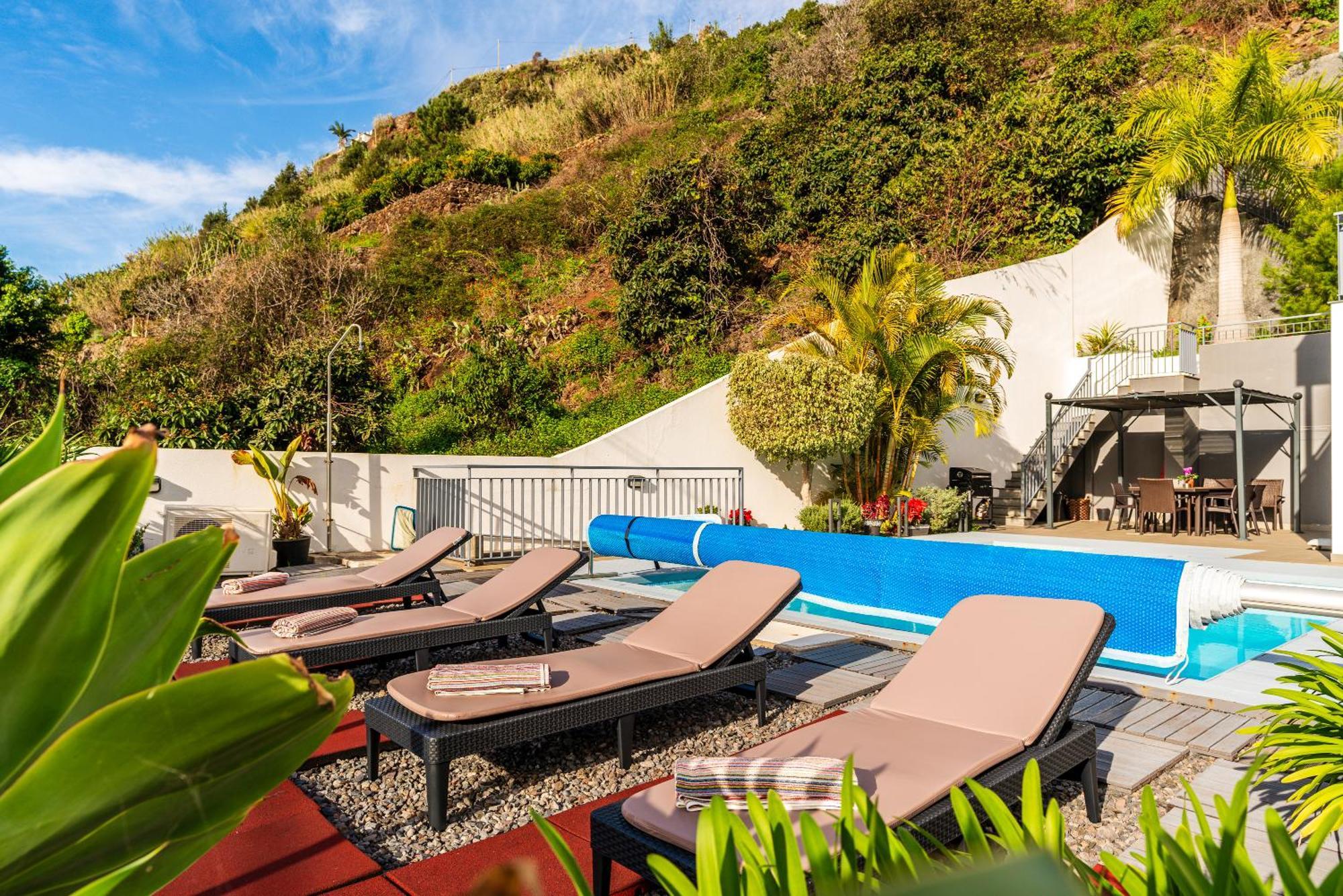 Villa Nunes, Big Holiday House With Private Pool Calheta  Exterior foto